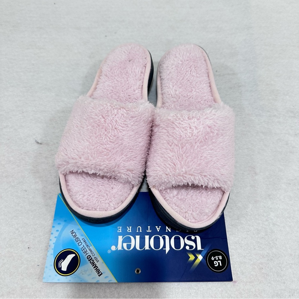 Women’s Large Pink Isotoner Slippers